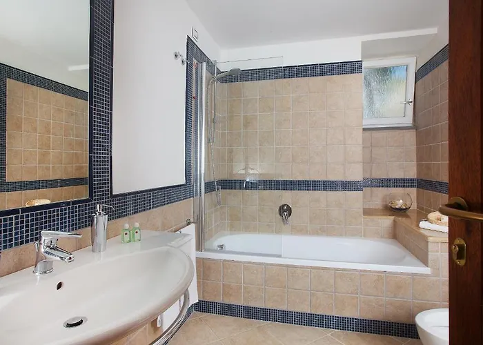 Ceselle Hotel 3*