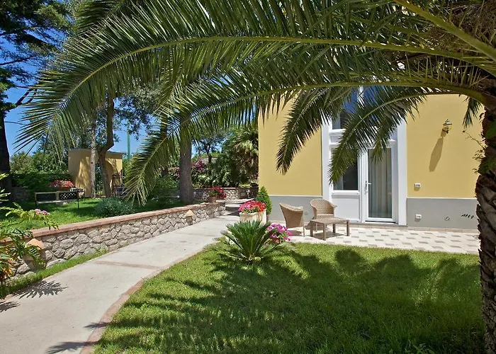 Ceselle Hotel 3*