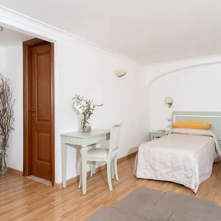 Ceselle Hotel