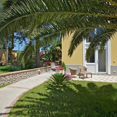 Ceselle Hotel 3*