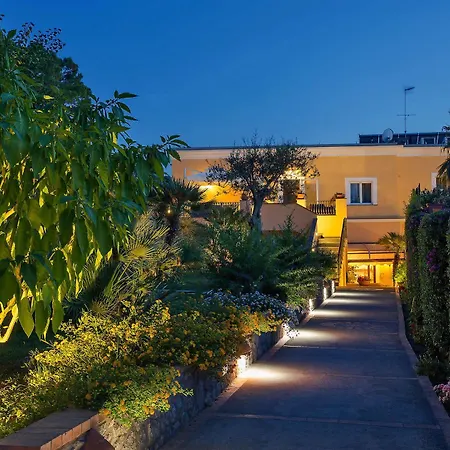 Hotel Ceselle 3*